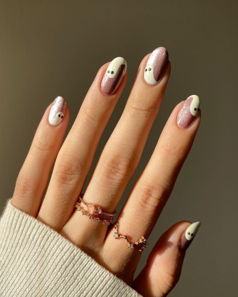 minimalist nail art