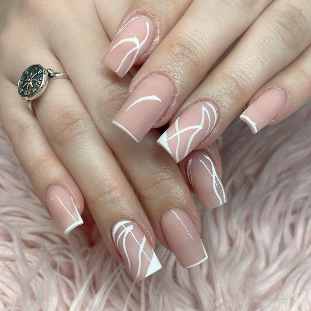 minimalist nail art